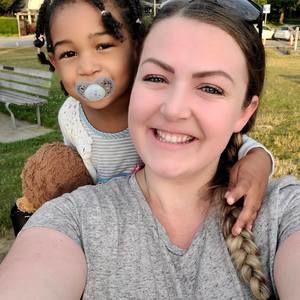 Meet your Posher, Danielle